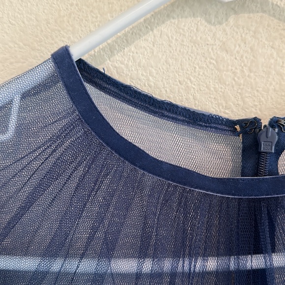 TADASHI SHOJI Illusion Lace Midi Dress - Picture 6 of 10